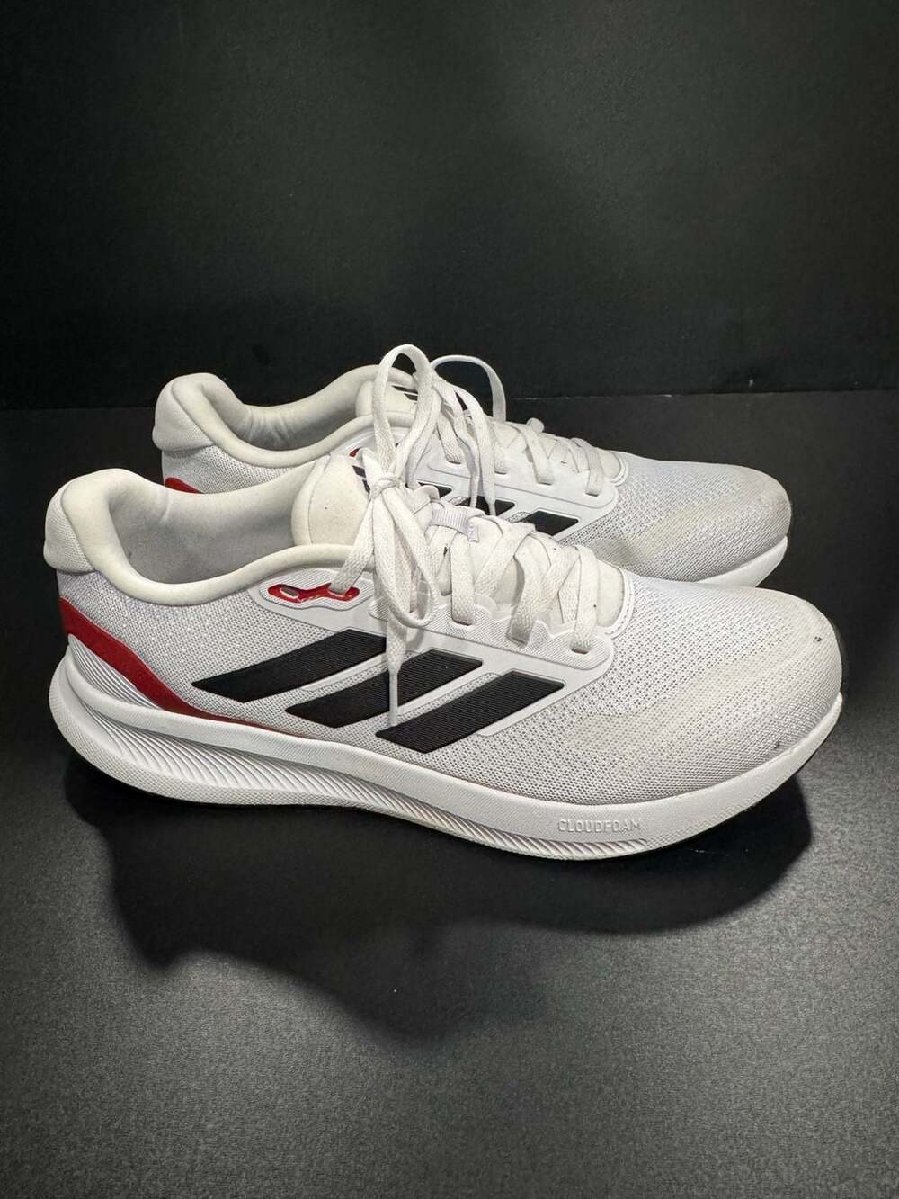 Adidas Runfalcon 5 White Black Scarlet Red Running Shoes IE8818 Mens 10